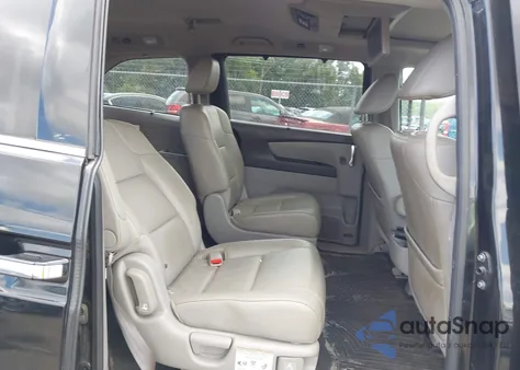 2016 Honda Odyssey Touring/Touring Elite z USA, uszkodzony, nr VIN 5FNRL5H9XGB054870